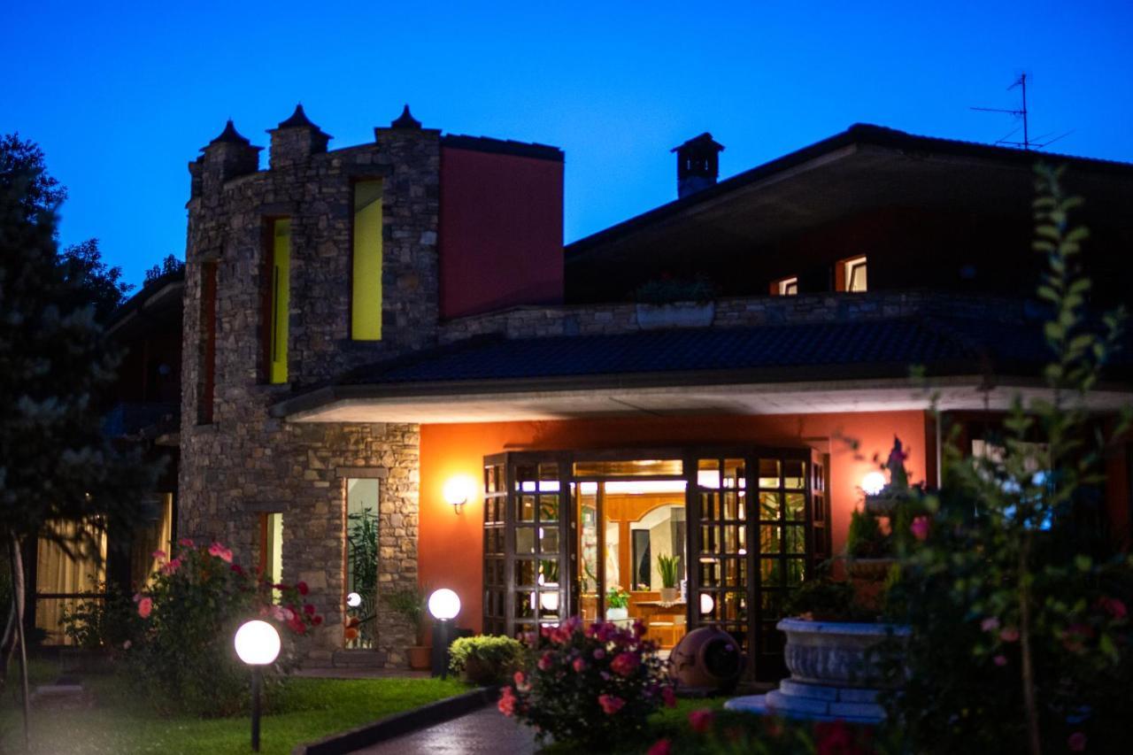 Hotel Il Leone D'Oro Telgate Exterior foto