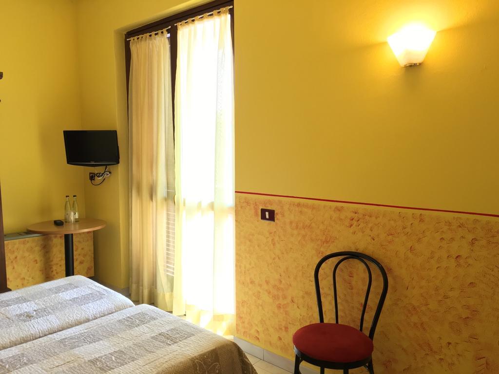 Hotel Il Leone D'Oro Telgate Exterior foto