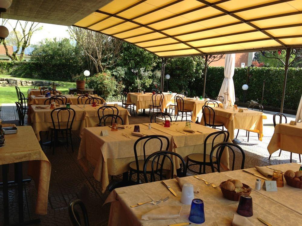 Hotel Il Leone D'Oro Telgate Exterior foto