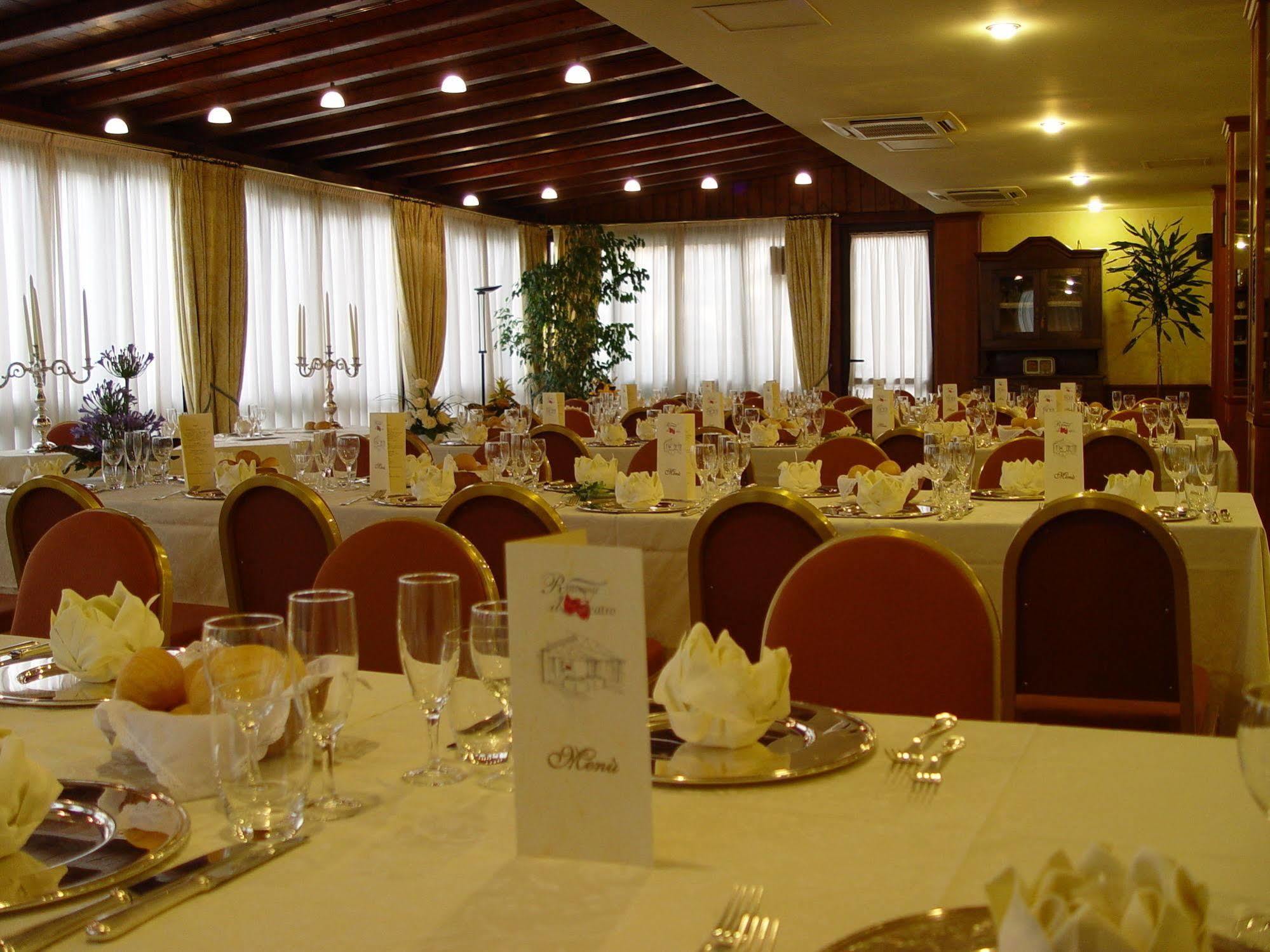 Hotel Il Leone D'Oro Telgate Exterior foto
